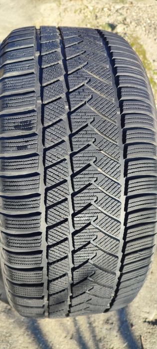 Зимнни Гуми 255/40R19