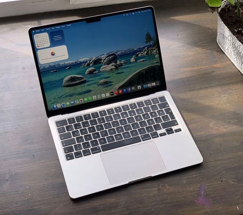 MacBook Air M2 2022