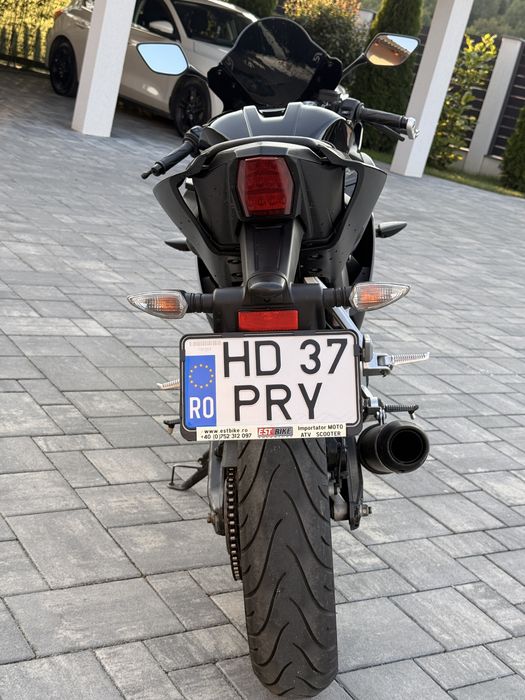 Yamaha R125 2022