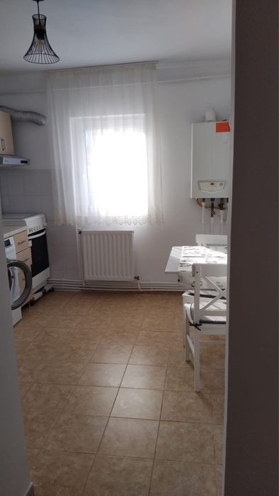 Inchiriez garsoniera