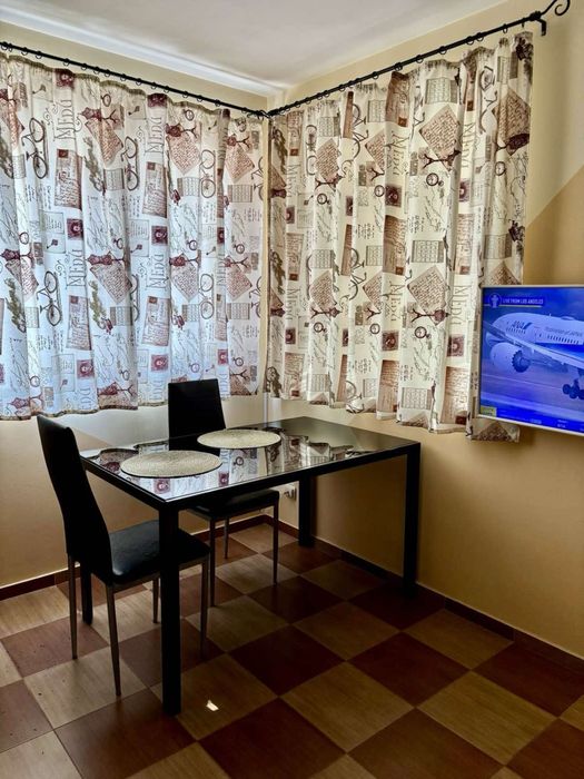 Дава се под наем Двустаен апартамент в Плевен, Мара Денчева - 60 кв.м за 357 € - Снимка #2