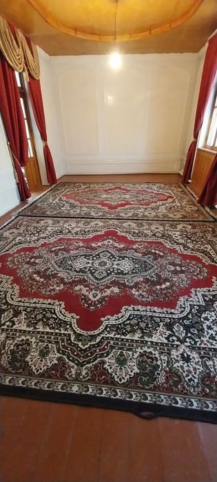 Talaba yoki ishlidigon bollaga Uchastka 850som.Chorsu bozorEski shaxar