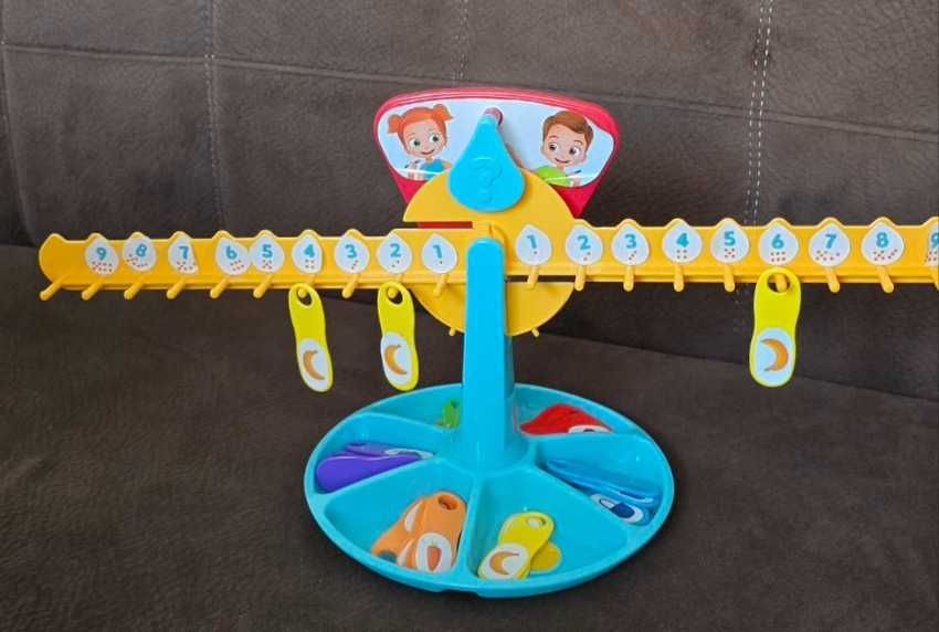 Детска игра Buki: Математическа везна, Карти Thinkle Stars