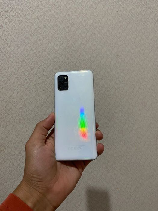 Продам телефон Samsung A31