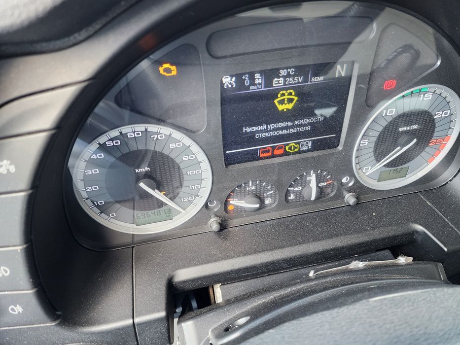 IVECO 460 talik 2018 yil 60.000 $