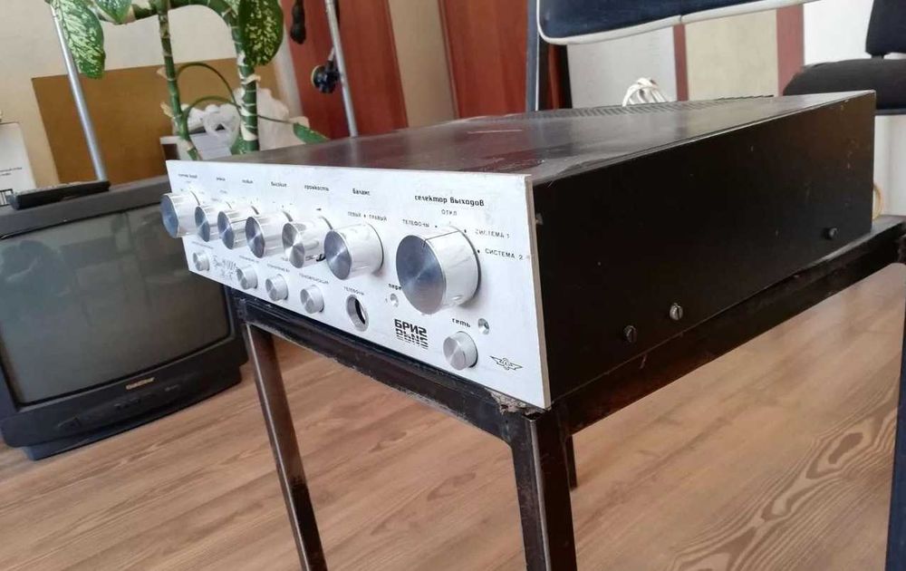 Усилитель Бриг 001