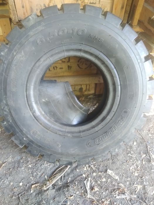 Шыны от погрузчика