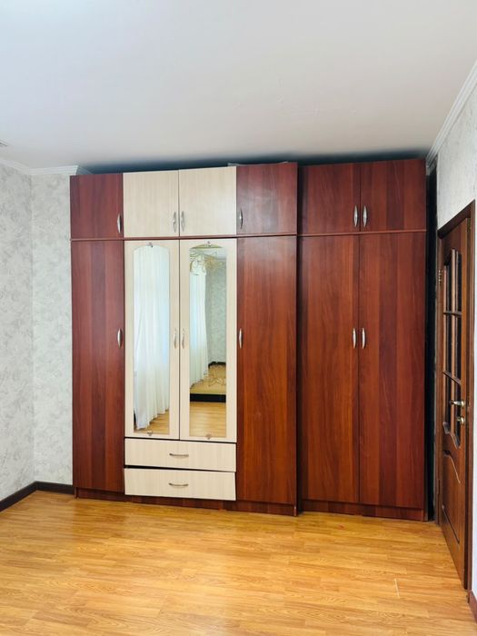 Шифанер для спальни