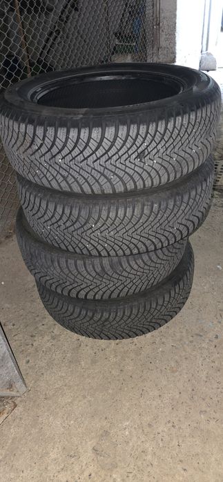 Anvelope Dacia Duster 215 / 60 R17 Laufenn Mixte