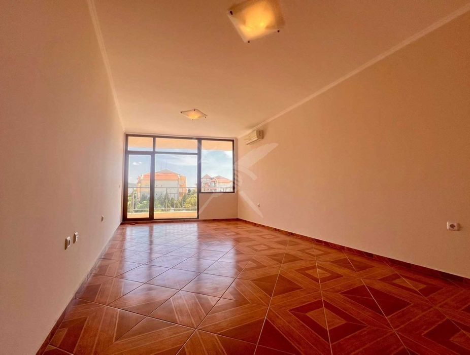 Продава се Двустаен апартамент в Свети Влас - 97 кв.м за 1289 €/кв.м - Снимка #2