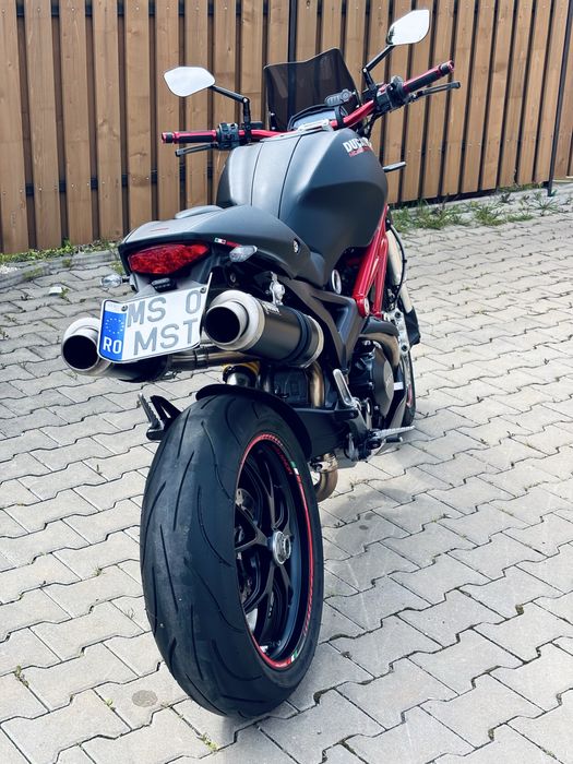 Ducati Monster 796