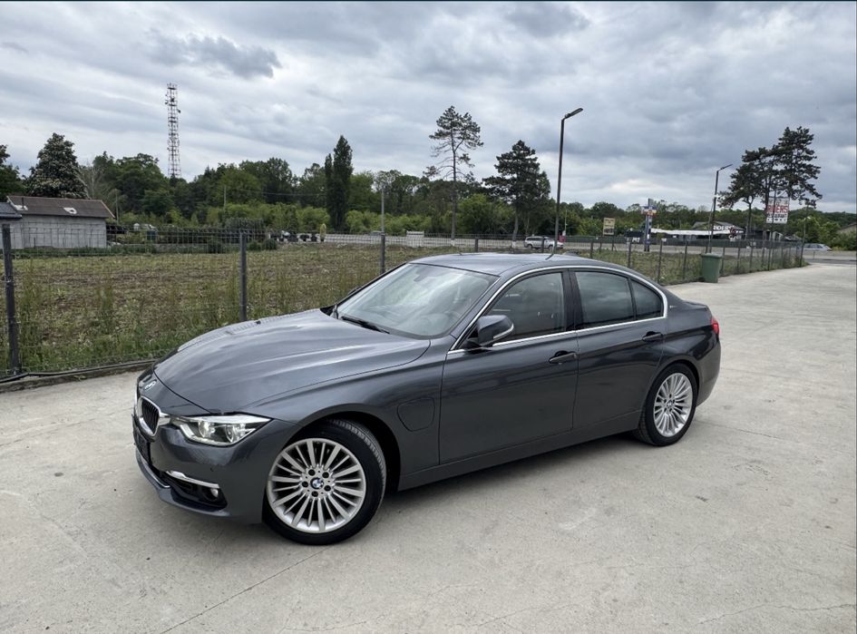 BMW 3 Series 2016