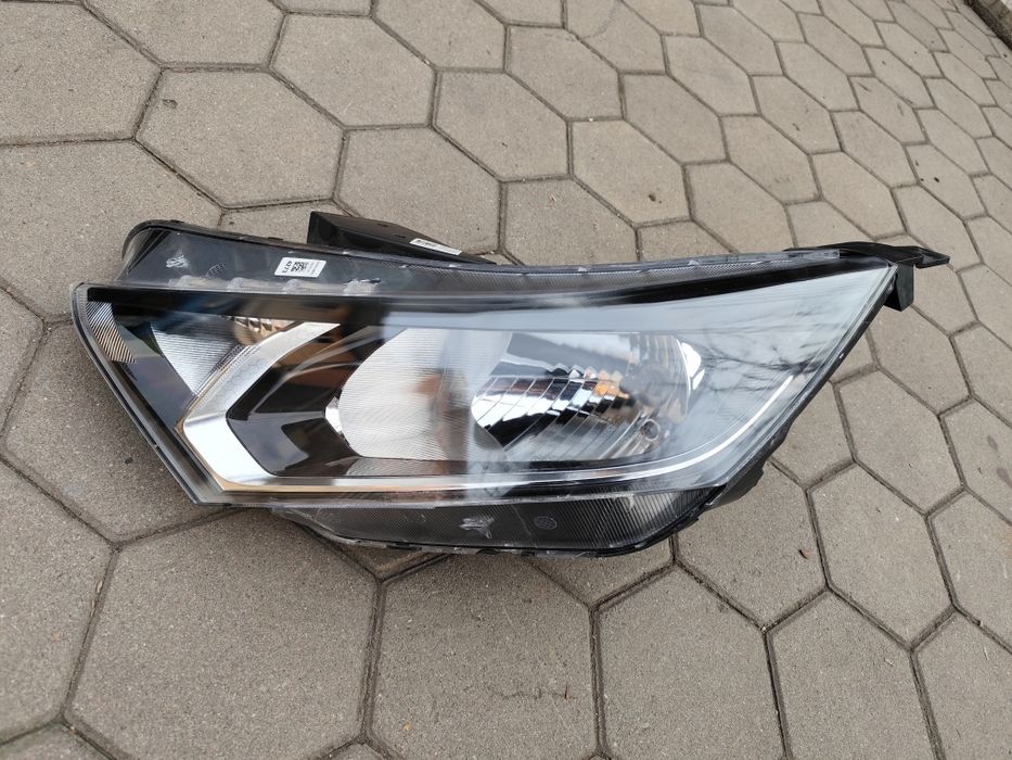 Фара  Hyundai I20 23 года
