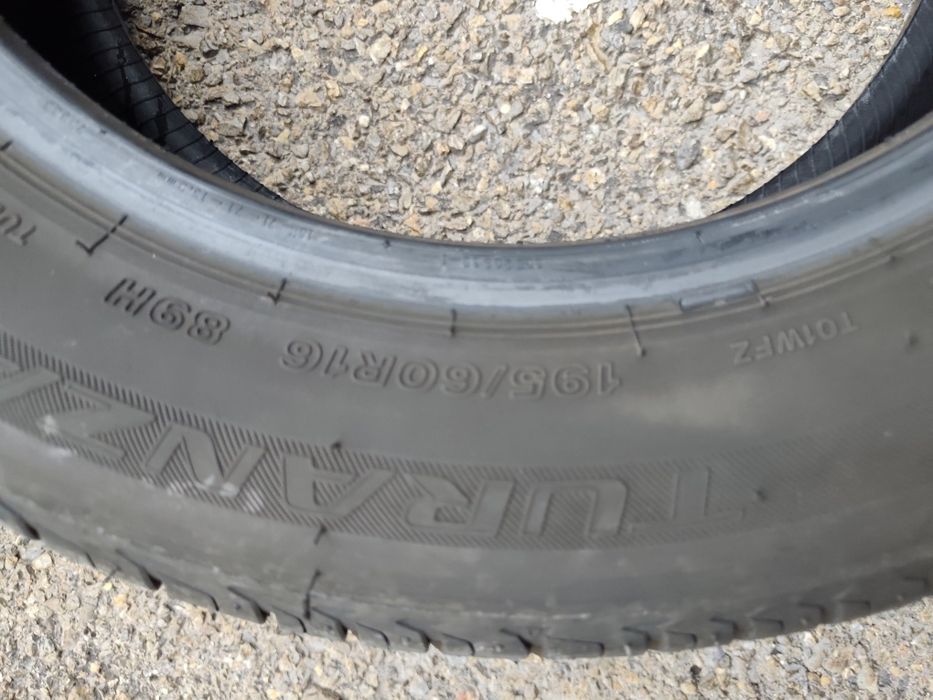 195/60/16" 2бр Bridgestone turanza t001,dot2923,7mm