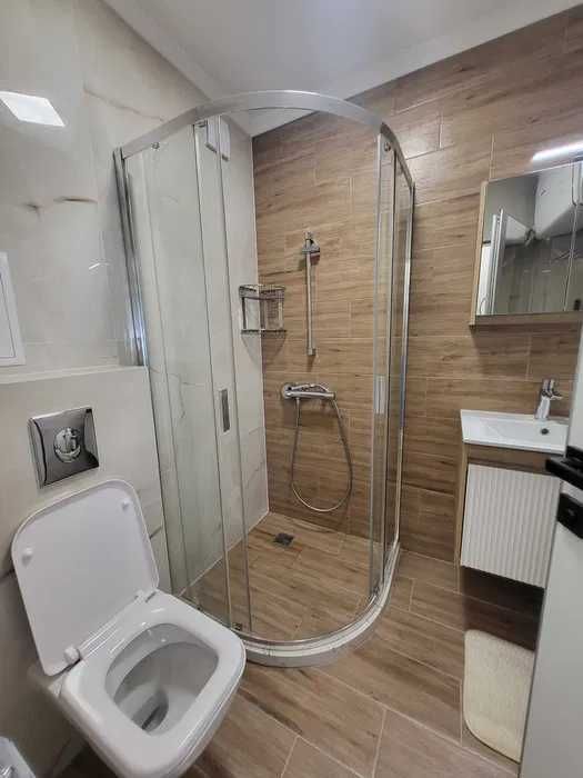 Двустаен апартамент с паркомясто под наем – Окръжна болница – 450 €