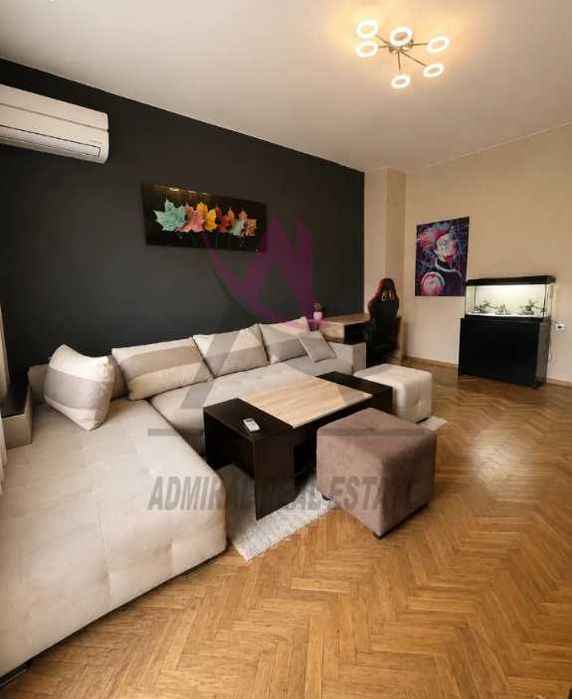 Дава се под наем Тристаен апартамент в Варна, Базар Левски - 68 кв.м за 550 € - Снимка #5