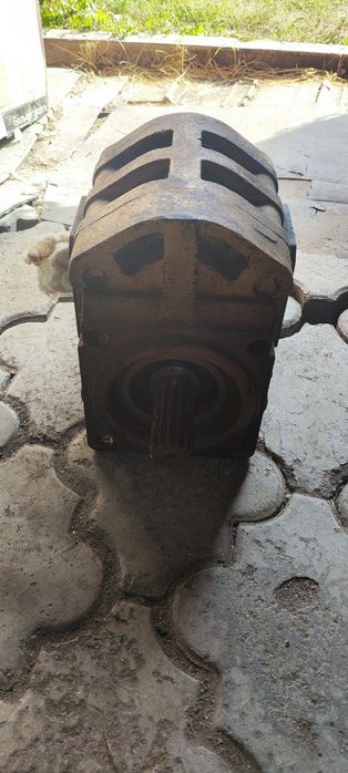 Запчасти для погрузчиков