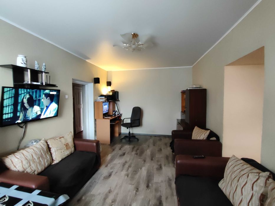 Продам дом, 4 комнаты, город, Бийский проезд