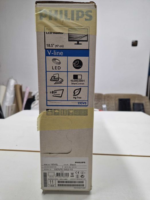 Продавам Монитор  Philips 193v5, 18,5"