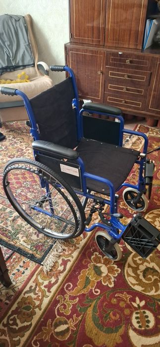 Инвалидная коляска