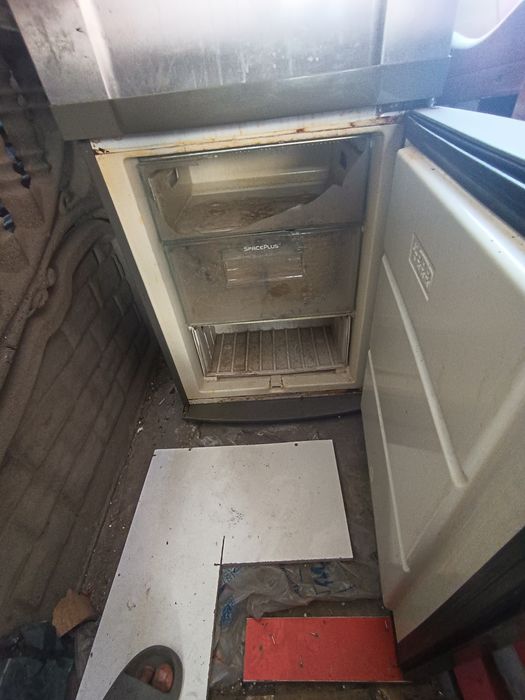 Холодильник  1.80