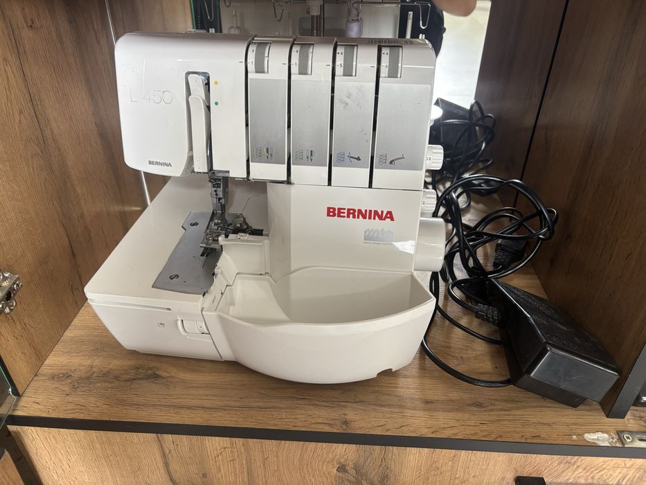 Швейная машина Bernina Kaspi 0-0-24/BARI BAR SHOP/К/т:334770