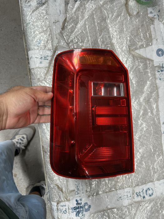 Stop stânga vw caddy.2k.cod:2k1945095.N.