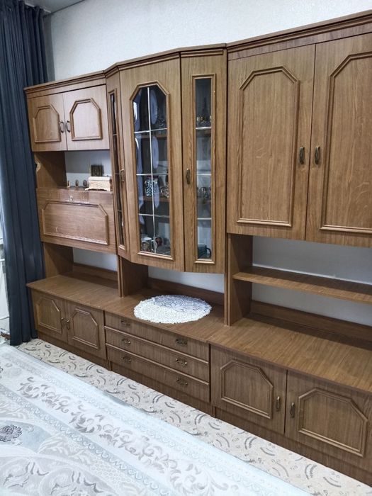 Продам 5-ти шкафную стенку.