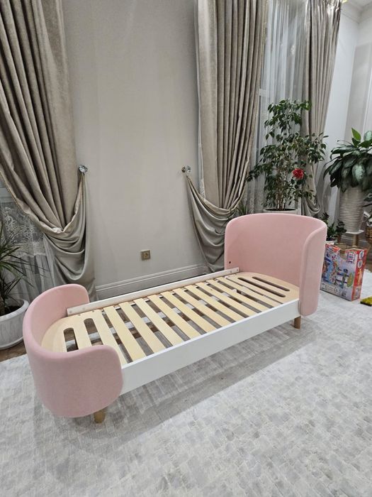 Продам кровать для девочек
