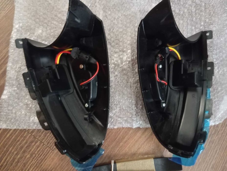 Set semnalizare dinamica la oglinda Tiguan MK1 2007-2016