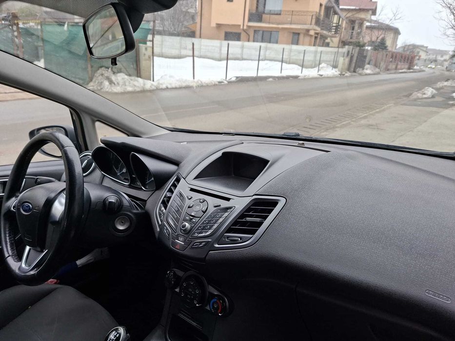 FORD Fiesta 2015 — imagine 3