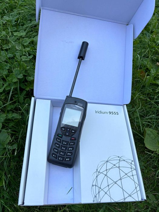 Спутниковый телефон Iridium 9575 Extreme