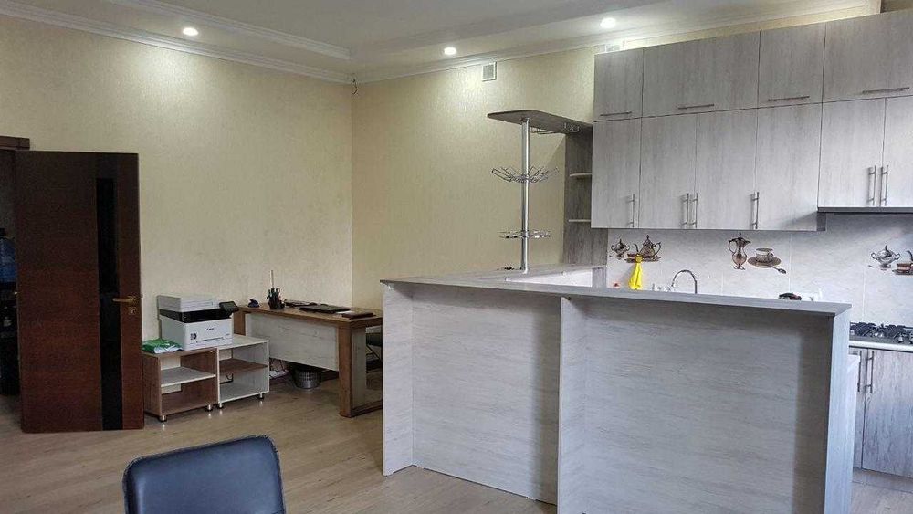 Сдам 50 м²  Офис в Аренду. Максим Горький. Чайхана Салом. БИЙ