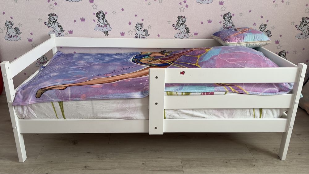 Продам кровать детскую