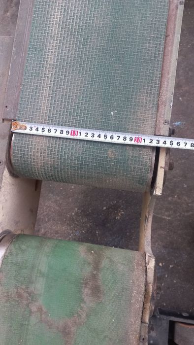 транспортна лента дължина 2900 мм.ширина 220 мм.с редуктор