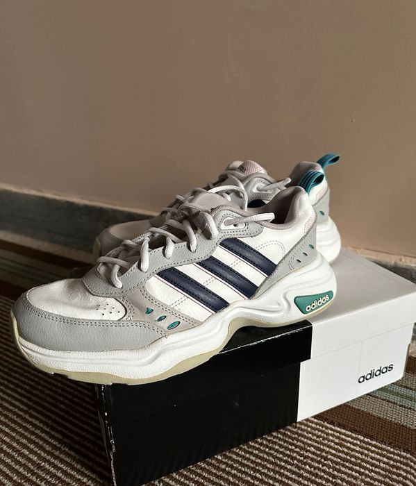 Маратонки Adidas