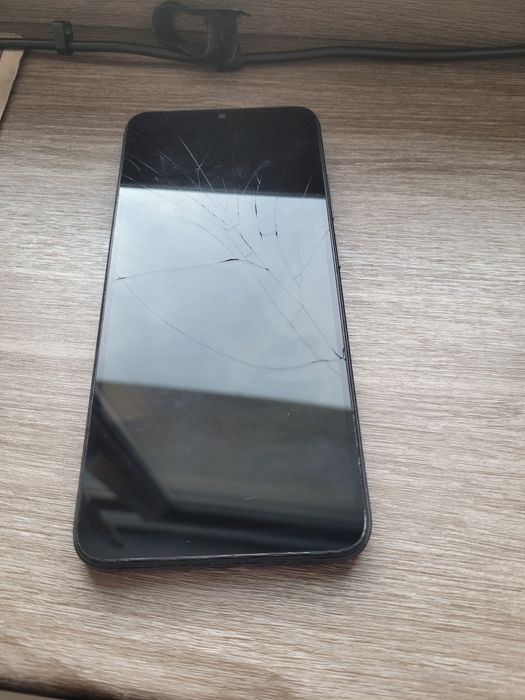 REDMI 12C sotiladi 4/128gb