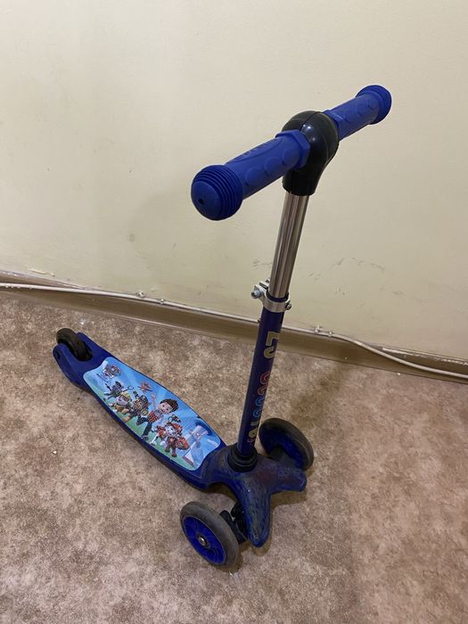 Продам детский самокат