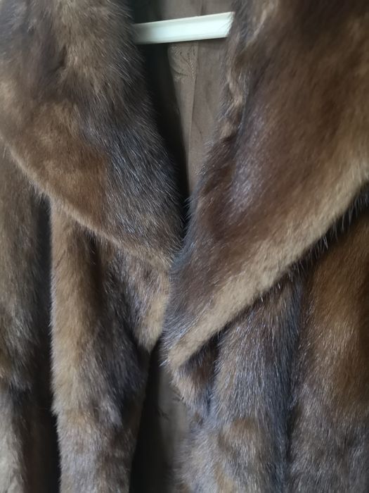 Шуба из норки, каракуль и кролик