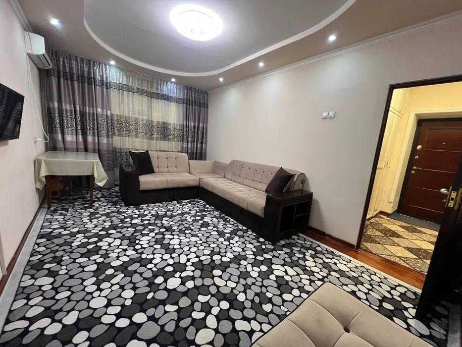 2 комн. 5/5 ул. Фитрата. 77-серия. 65м2. Сушилка. Ремонт. Мебель. Техн