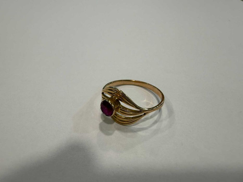 Елегантен дамски пръстен – 2.21 г