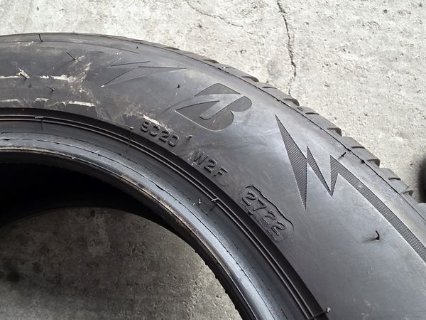 205/60/16 BRIDGESTONE 4бр