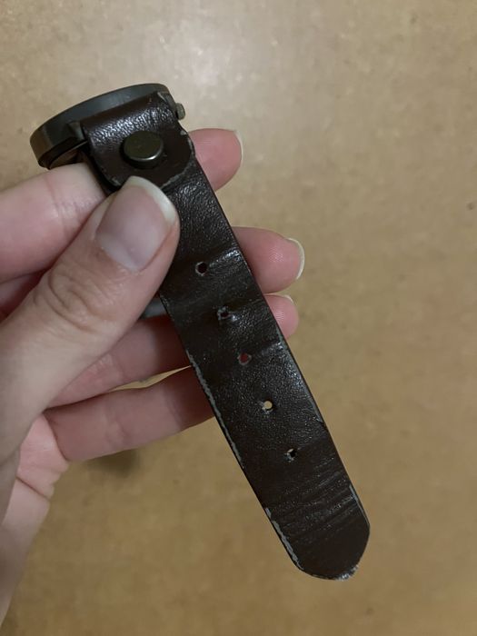 Дамски часовник с дизайн на Айфеловата кула