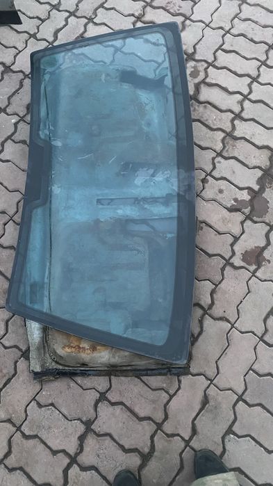 Продам лобовое стекло ваз 08-15