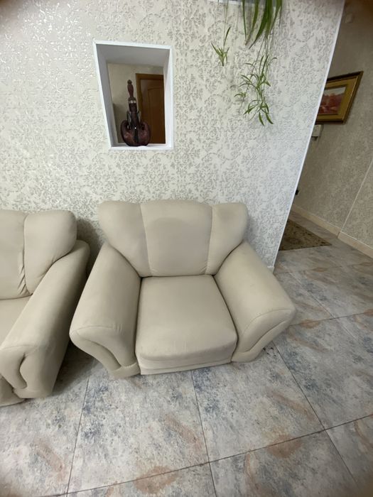 Продам диван+ кресло б/у