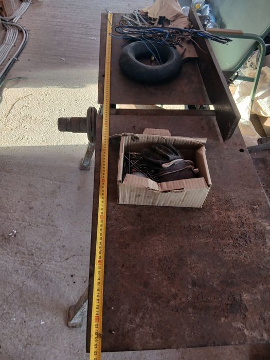 Abric de fier de vânzare