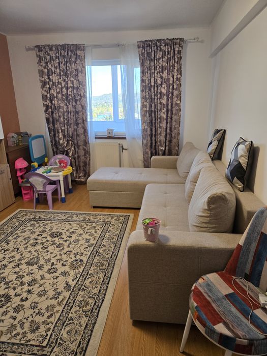 De vânzare apartament 2 camere – Câmpina, str. Tudor Vladimirescu nr.