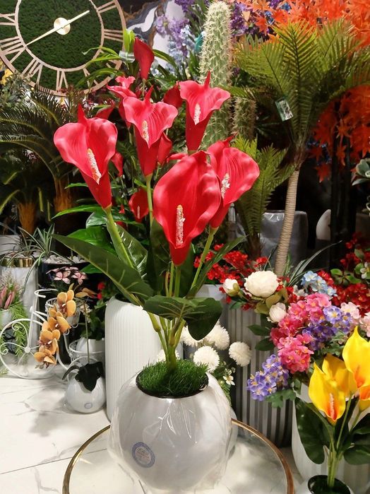 Suniy gullar va daraxtlar. Искусственные цветы и деревья прокат.