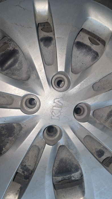 продам резину размер R15/185/65