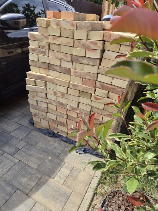 Vand caramida 500 bucati